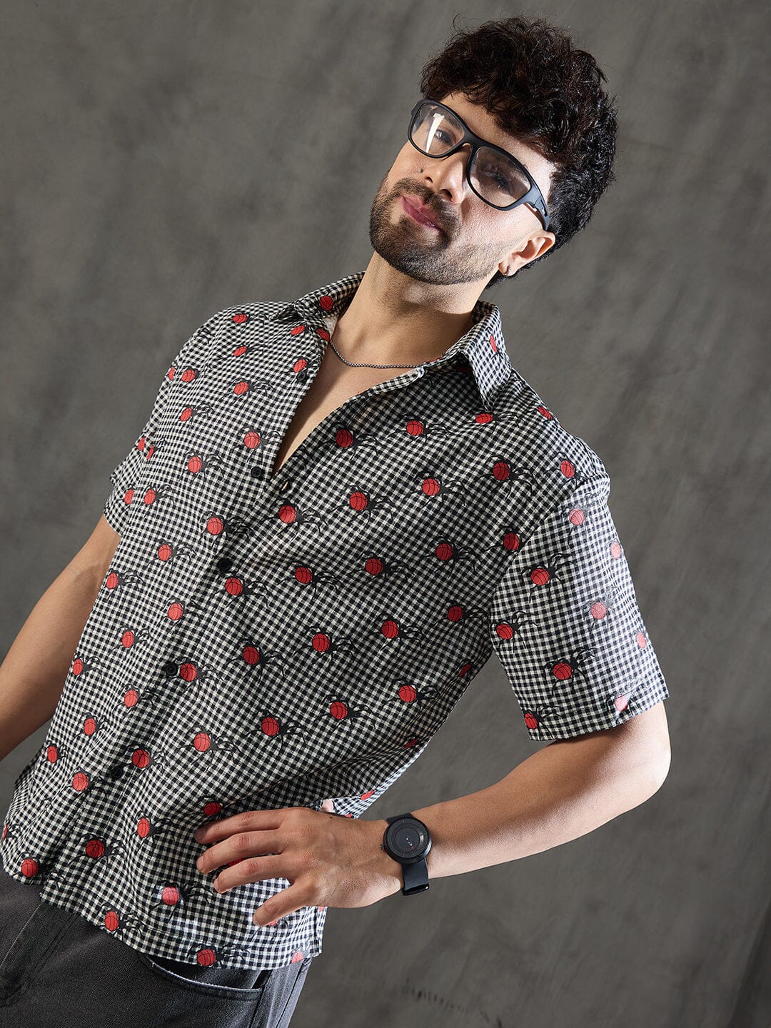 Checkered Bug Graphic Relaxed Fit Shirt