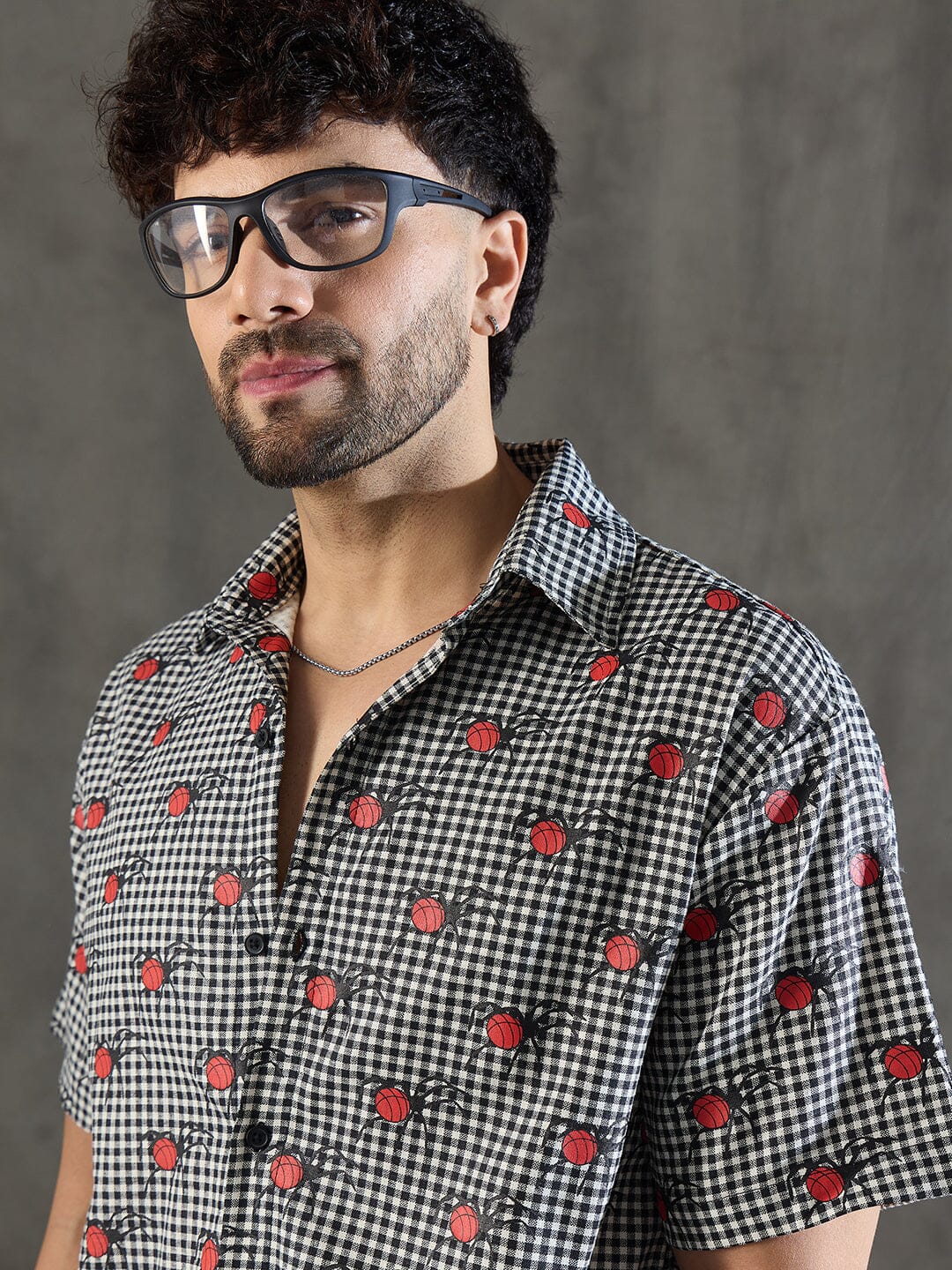 Checkered Bug Graphic Relaxed Fit Shirt - Image 3