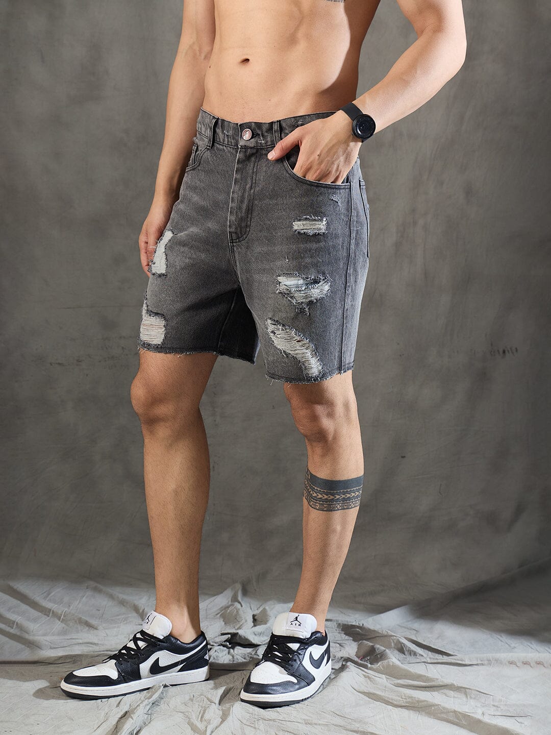 Grey Distressed Raw Edge Denim Shorts - Image 6