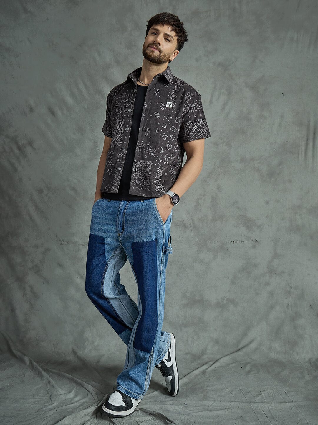 Grey Paisley Cropped Shirt With Black Vest - Image 7