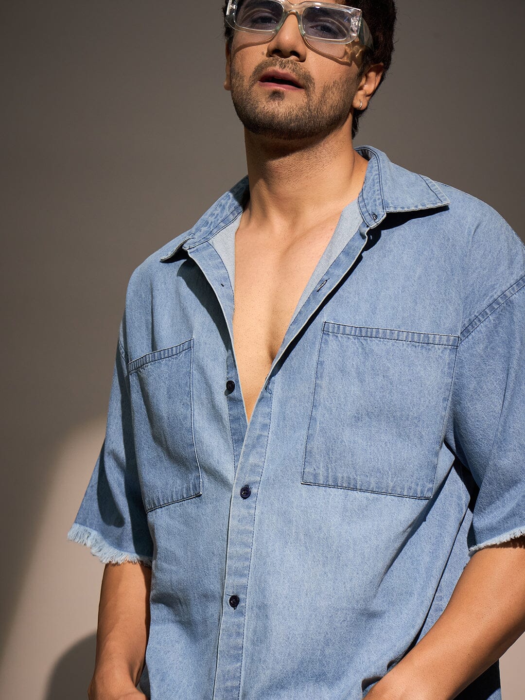 Ice Damaged Hem Short Sleeve Oversized Shirt - Image 4