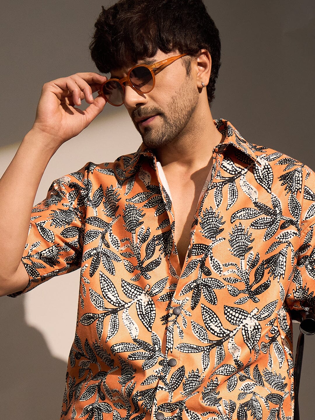 Orange Floral Print Cropped Shirt - Image 6